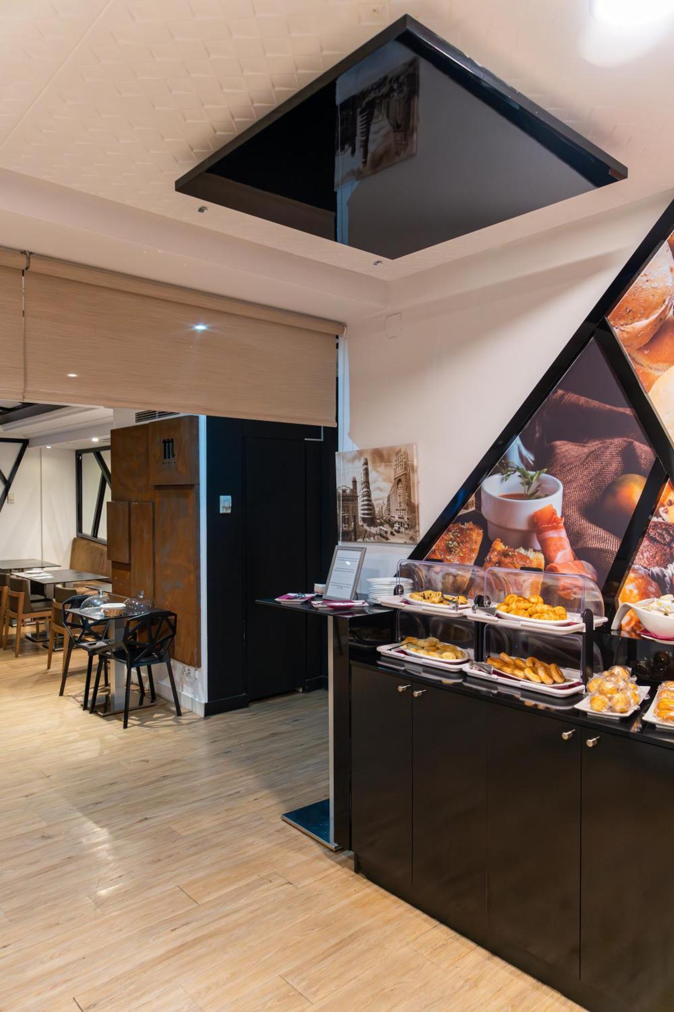Neomagna Madrid Hotel Екстериор снимка
